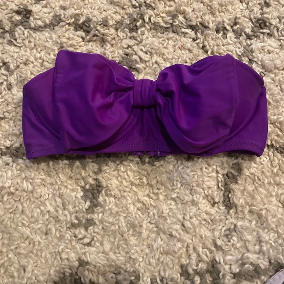 Xhilaration Other - Purple bow strapless bikini top
